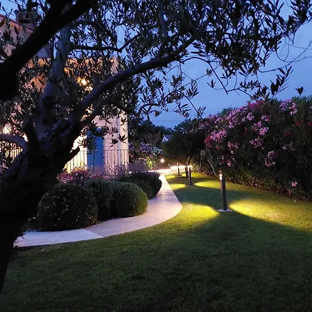 Sterpazzi - Near Porec With Sea View, Private Jacuzzi, Sauna And Pool Villa