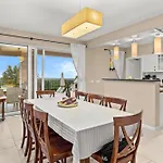 Sterpazzi Near Porec With Heated Private Pool, Sea View, Jacuzzi And Sauna Vila *