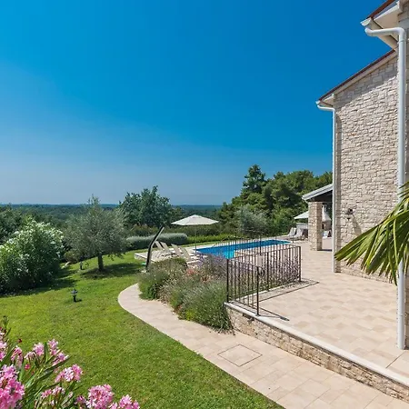 Sterpazzi - Near Porec With Sea View, Private Jacuzzi, Sauna And Pool Villa