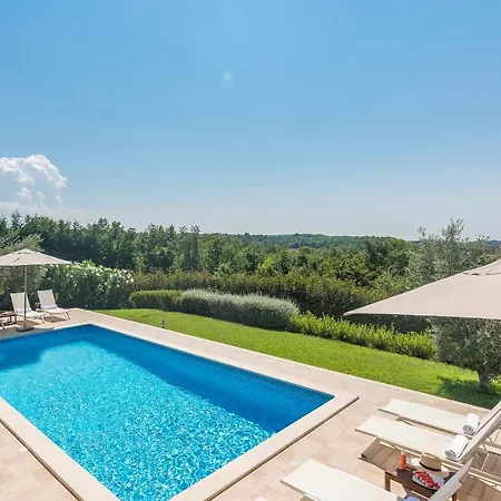 Villa Sterpazzi - Near Porec With Sea View, Private Jacuzzi, Sauna And Pool Visnjan