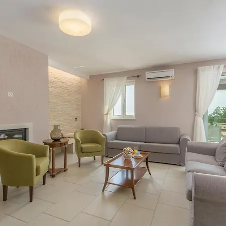 Sterpazzi - Near Porec With Sea View, Private Jacuzzi, Sauna And Pool Visnjan