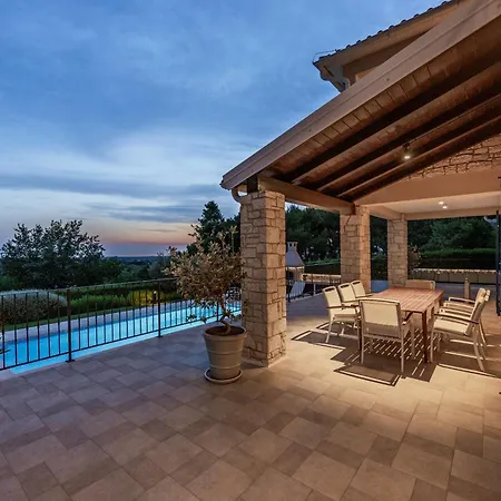 Вилла Sterpazzi Near Porec With Heated Private Pool, Sea View, Jacuzzi And Sauna