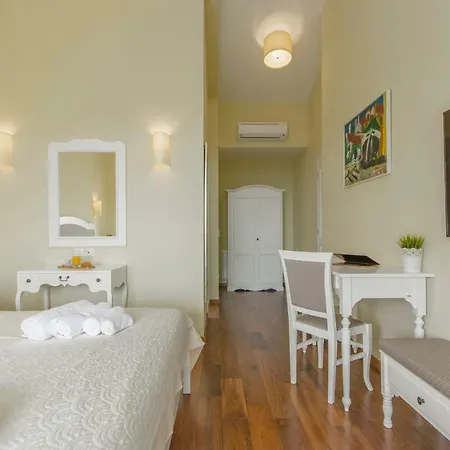 Вилла Sterpazzi Near Porec With Heated Private Pool, Sea View, Jacuzzi And Sauna