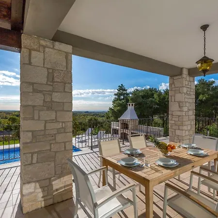 Sterpazzi - Near Porec With Sea View, Private Jacuzzi, Sauna And Pool